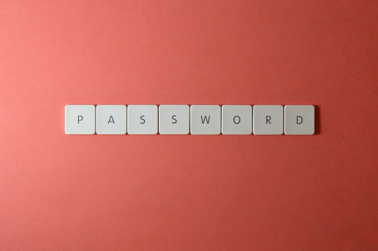 Choosing and Using Strong Passwords and Manage them easily